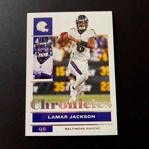 Lamar Jackson: Baltimore Ravens, Quarterback 2021 Panini Chronicles Football #7